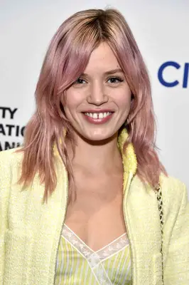 Georgia May Jagger with a light pink fringe haircut