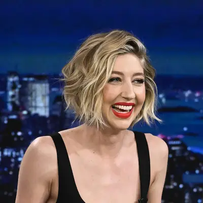 Heidi Gardner with a shaggy bob hairstyle