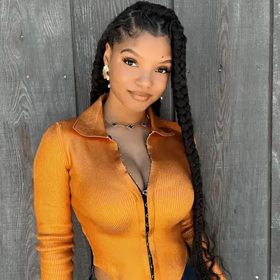 Halle Bailey wearing jumbo braids
