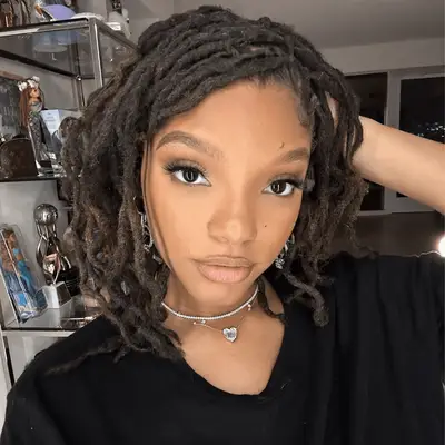 halle bailey wearing tucked bob