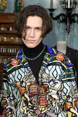 Chase Hudson with curtain bangs 