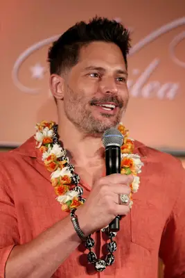 Joe Mangianello with a crew cut hairstyle at the 2019 Maui Film Festival in Wailea, Hawaii