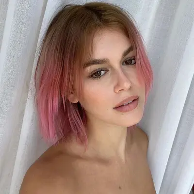 Pastel Pink Hair Bright Lob Kaia Gerber