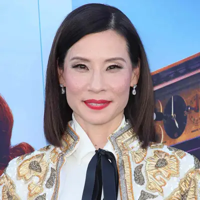 Lucy Liu with straight, blunt lob in fine hair