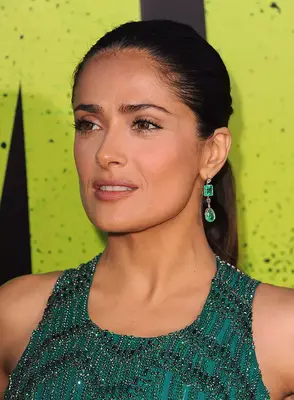 Salma Hayek with a high ponytail on the red carpet