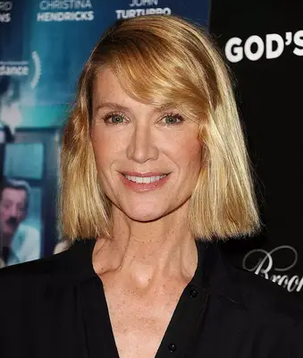 Kelly Lynch with a blonde lob on the red carpet