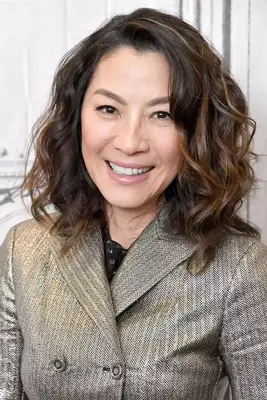 Michelle Yeoh with a wavy lob
