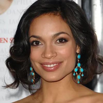 Rosario Dawson wears a soft, wavy A-line haircut