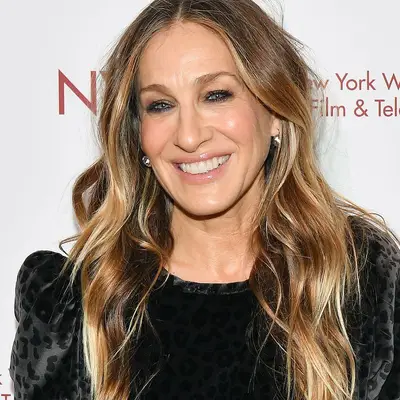 Sarah Jessica Parker with dark blonde highlights at the 2018 Muse Awards in New York City 