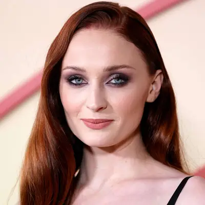 Sophie Turner red hair 