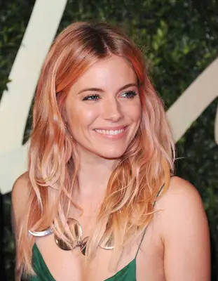 Sienna Miller Rose Gold Haircolor
