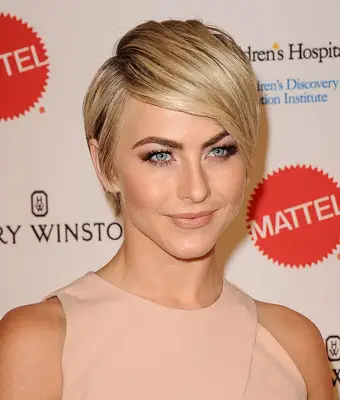 Julianne Hough with long layered pixie