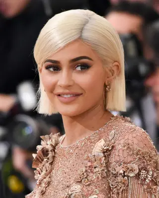 Kylie Jenner Platinum hair