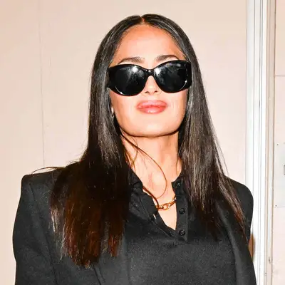 Salma Hayek with blunt, straight haircut