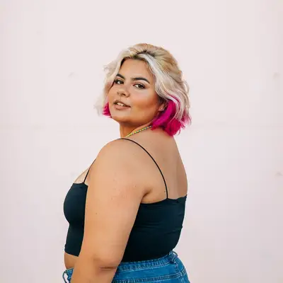 latina with pink hair