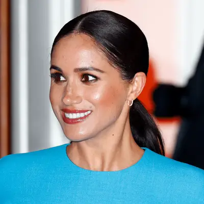 meghan markle wearing sleek low ponytail