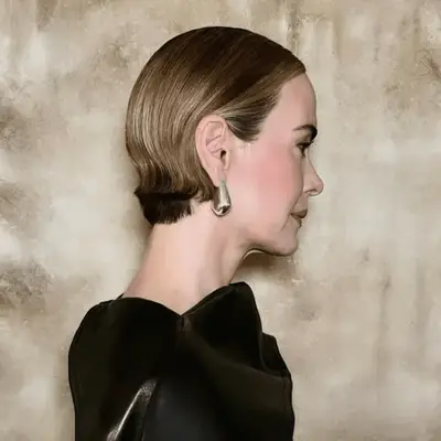 Sarah Paulson with short bixie and golden gradient