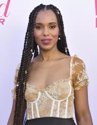 Kerry Washington wearing long twists