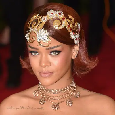 Rihanna with Eye Matching Auburn-Brown Hair Color 