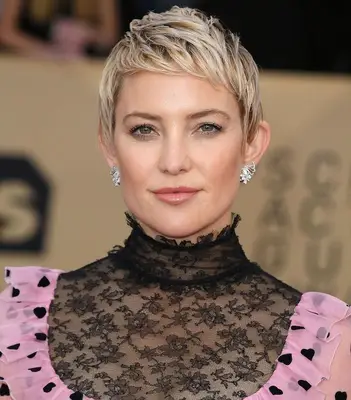 Kate Hudson piecey pixie