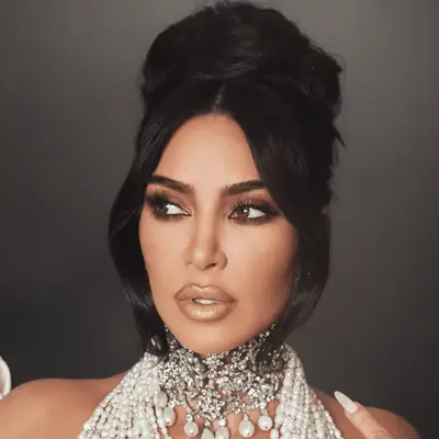 Tracee Ellis Ross, Ashley Graham, and Cara Delevingne with Hairstyles for Diamond-Shaped Face 