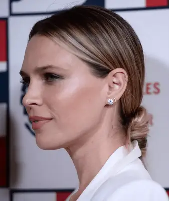 Tessa Thompson with box braid updo 