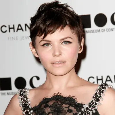 ginnifer godwin wearing baby bangs