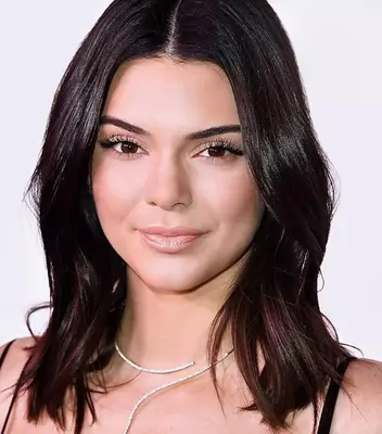 Kendall Jenner with blunt cut hair