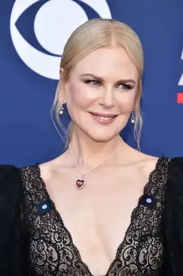 Nicole Kidman middle-parted low ponytail