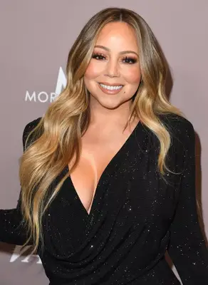 Mariah Carey with Ultra-Long and Soft waves