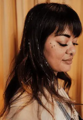 hair glitter ideas - sequins