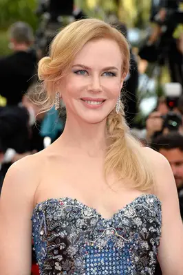 Nicole Kidman with a side-swept braid and swoop bang on the red carpet