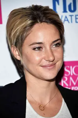 Shailene Woodley with a parted Long Pixie Cut
