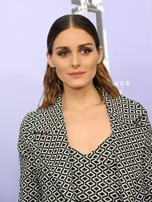 Olivia Palermo wet-look ombre shoulder length hair