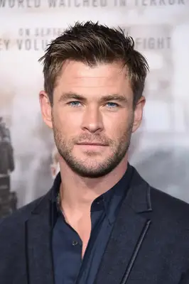 Chris Hemsworth with short, textured haircut
