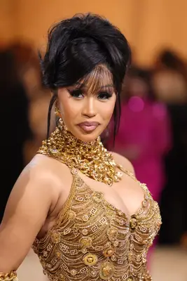 Zendaya with microbraids