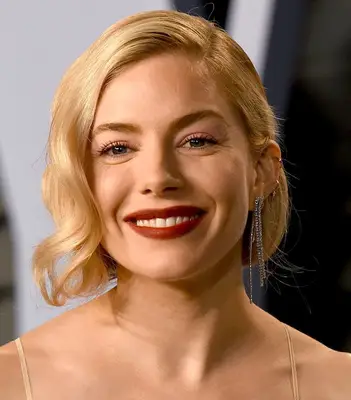 Sienna Miller glamorous bob