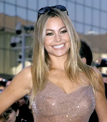 Sofia Vergara natural hair color