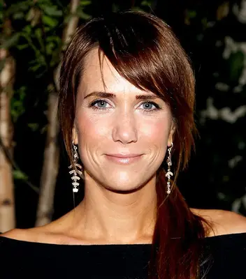 Kristen Wiig natural hair color