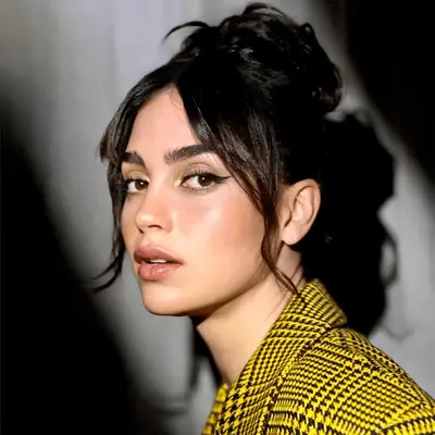 Melissa Bererra with long 