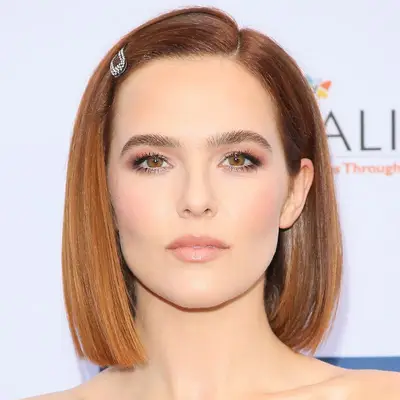Cinnamon Hair Color Bob Zoey Deutch
