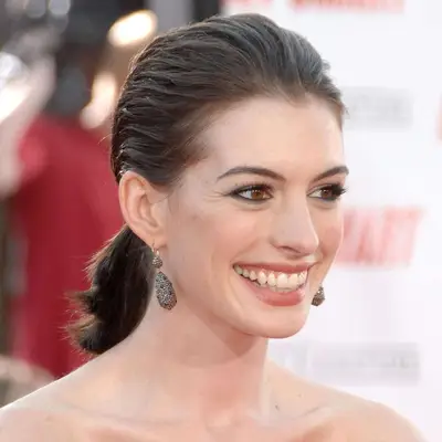 Anne Hathaway in a tousled ponytail in 2008.