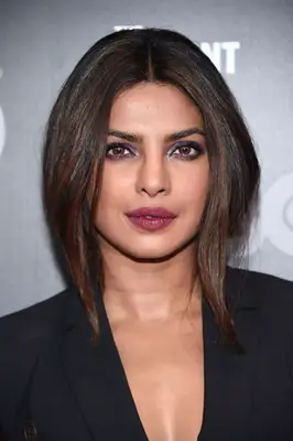 Priyanka Chopra faux lob