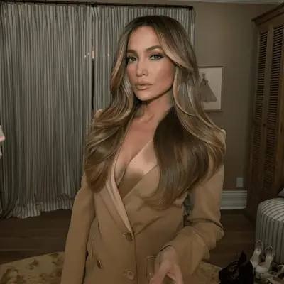 Jennifer Lopez Blonde Money Piece Hair 