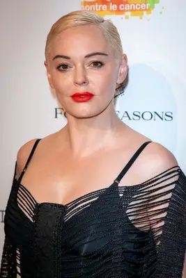 Rose McGowan sleek, platinum pixie