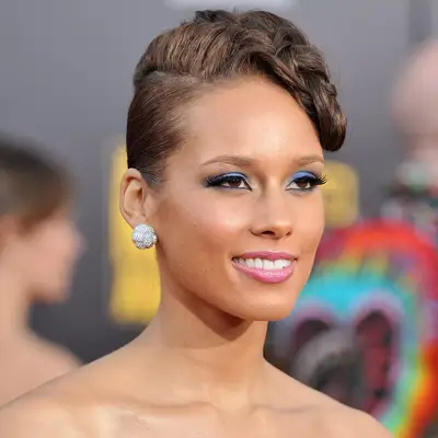 Alicia Keys wearing braided mohawk