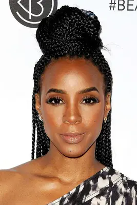 easy buns for long hair