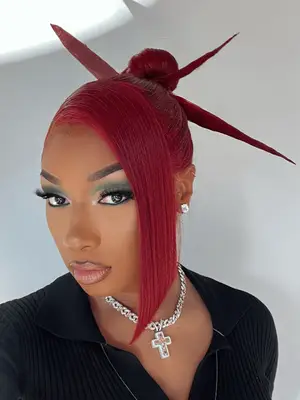 yara-shahidi-space-buns