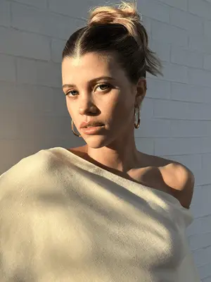 Celebrity Bun Hairstyles for Long Hair