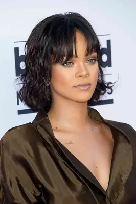 face-framing bobs rihanna bangs